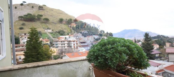 Квартира с 3 спальнями в Палермо, Италия № 66477 17