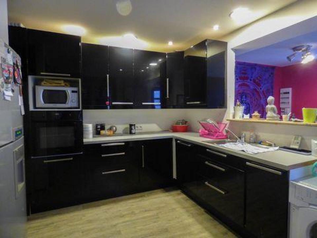 3 bedrooms House in Champigny, France No. 26518