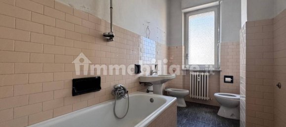 2 Schlafzimmer Wohnung in Asti, Italy, Nr. 346382 13