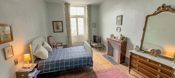 6 bedrooms House in Thiviers, France No. 335460 9