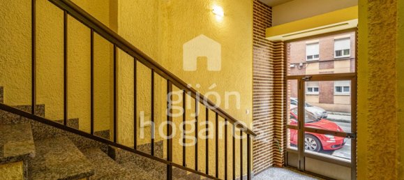 Apartamento de 3 dormitorios en Gijón, Spain No. 169895 22