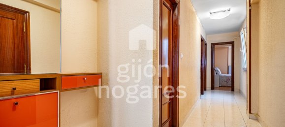 Apartamento de 3 dormitorios en Gijón, Spain No. 169895 7