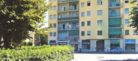 4-salle Appartement à Voghera, Italy No. 144986 10