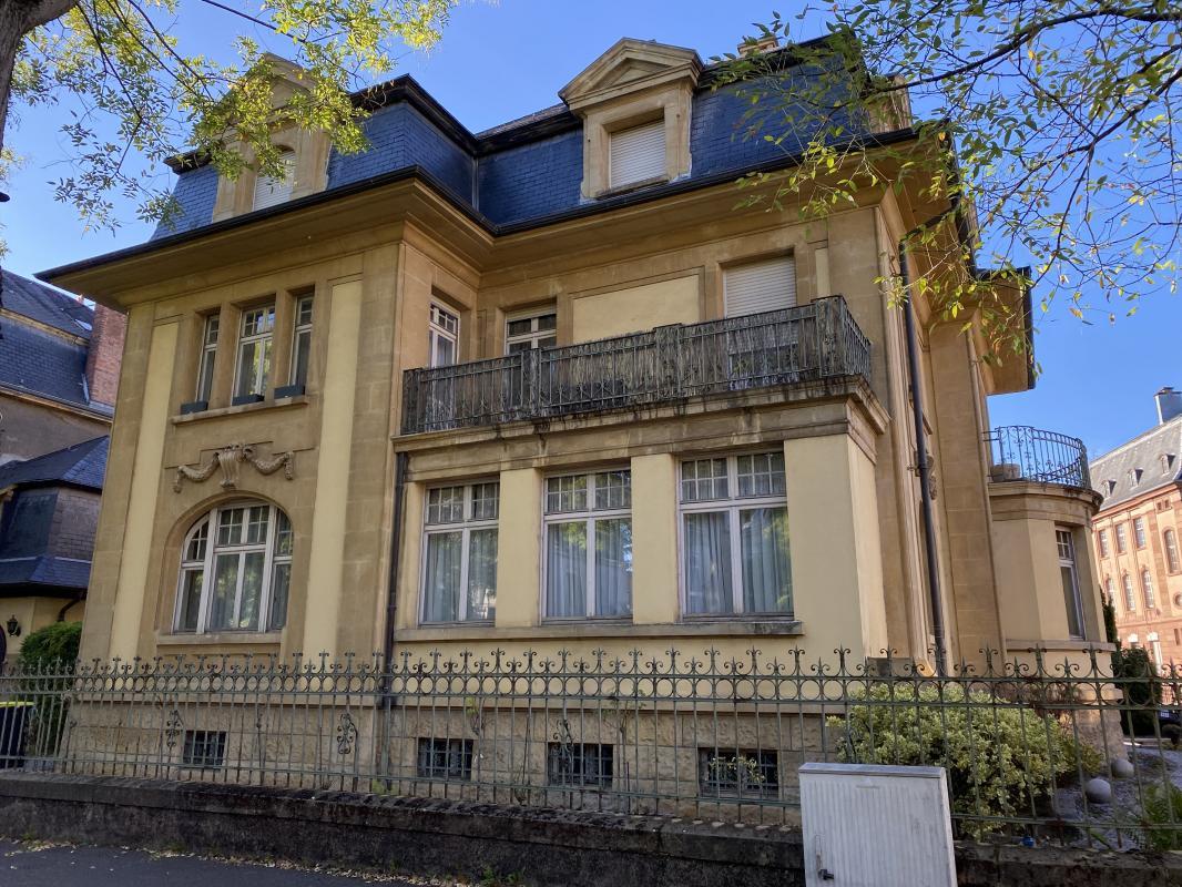 Casa de 6 dormitorios en Metz, France No. 97303