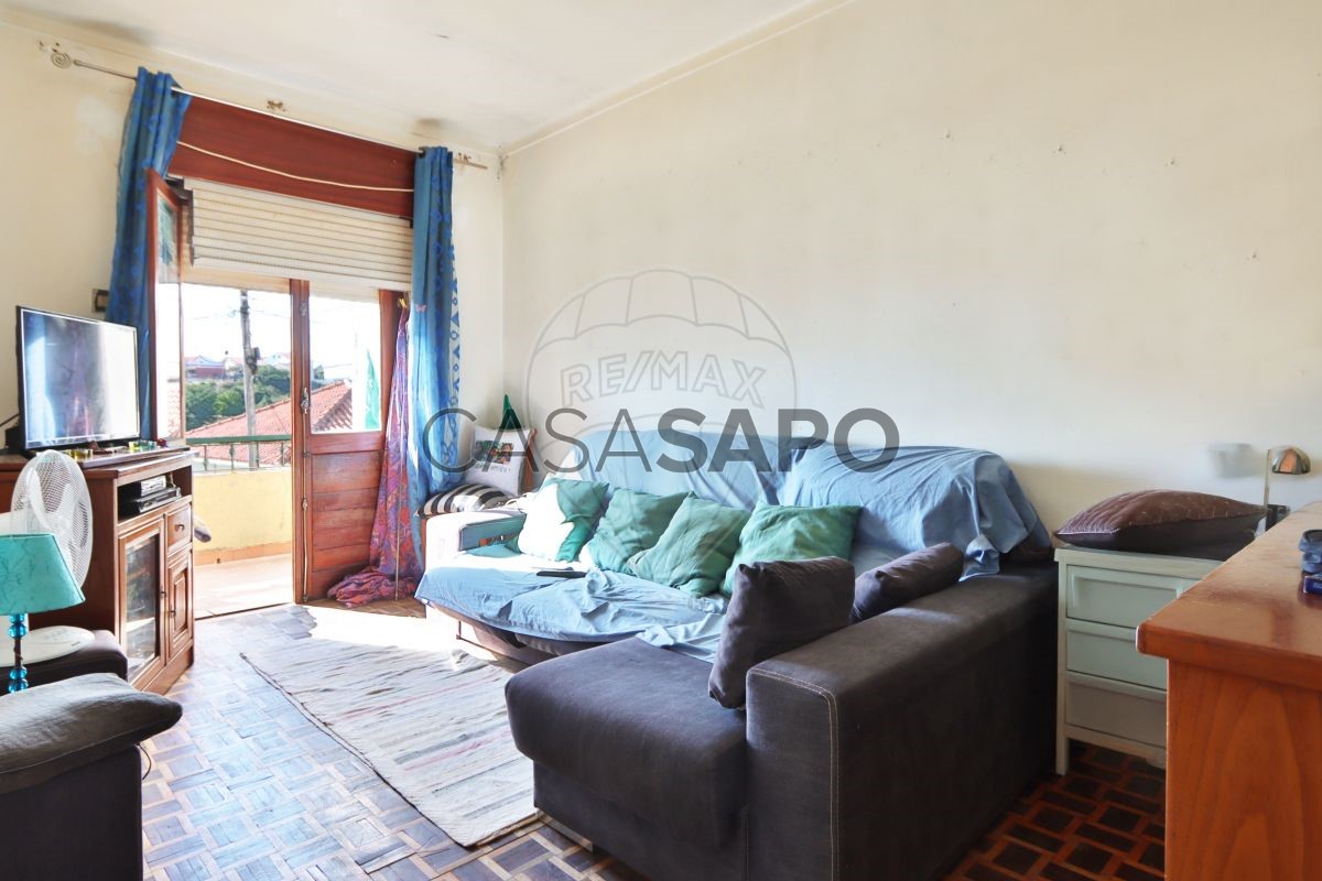 Дом с 3 спальнями в Порту Салву, Португалия № 350071