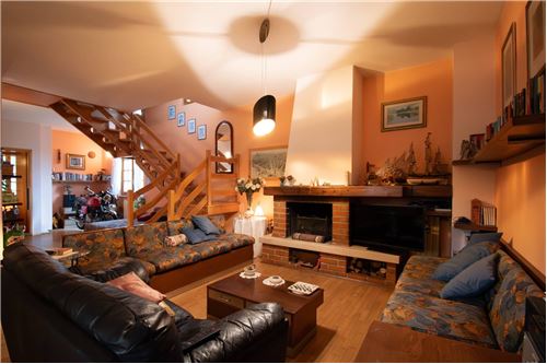 3 غرف نوم فيلا في Calvagese della Riviera, Italy رقم 279245