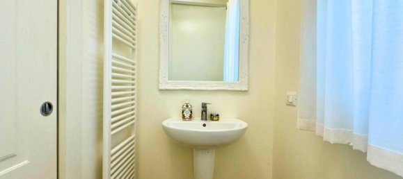 2 bedrooms Apartment in Vicenza, Italy No. 340988 9