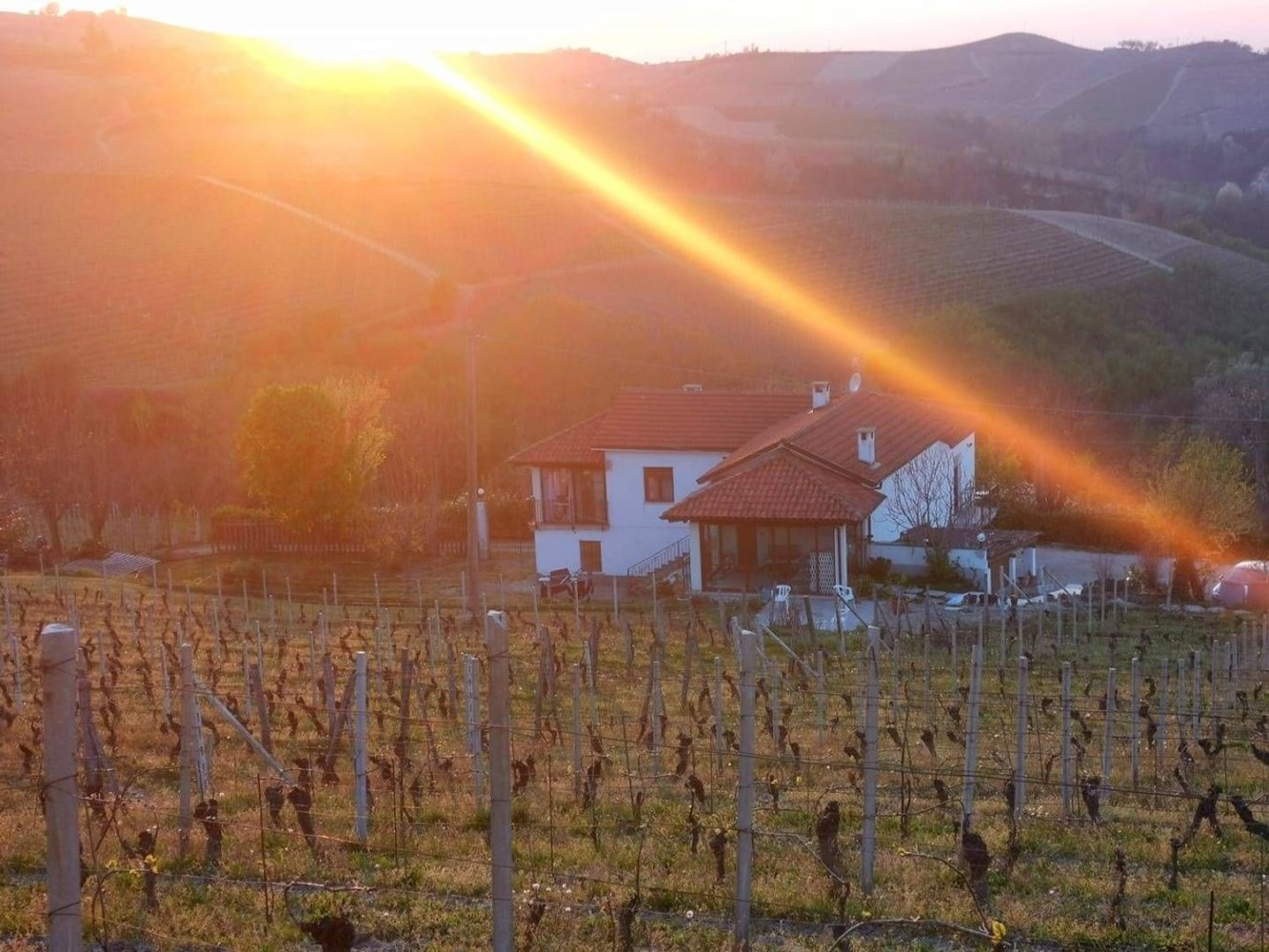 7 rooms House in Santo Stefano Belbo, Italy No. 258831