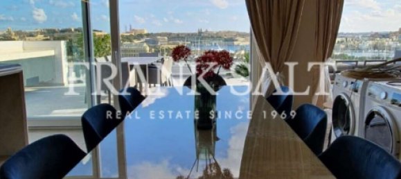 3 bedrooms Penthouse in Sliema, Malta No. 11029 4