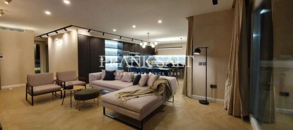 3 bedrooms Penthouse in Sliema, Malta No. 11029 8