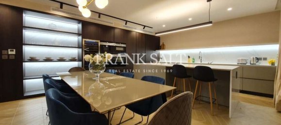 3 bedrooms Penthouse in Sliema, Malta No. 11029 9