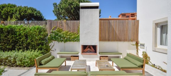 5 bedrooms Villa in Cascais, Portugal No. 131829 4