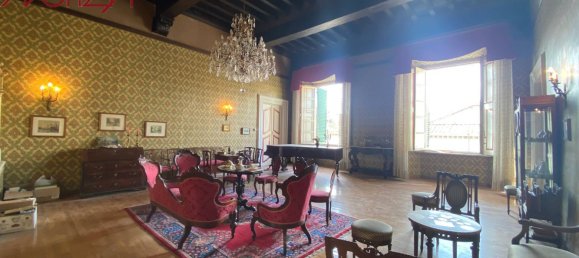 3 bedrooms Apartment in Lucca, Italy No. 124531 6