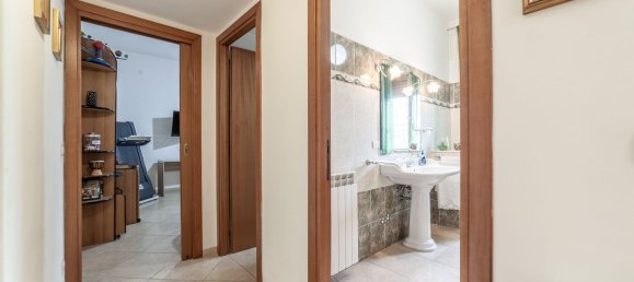 3 rooms Apartment in Guidonia Montecelio, Italy No. 192015 11