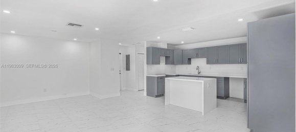 5 bedrooms Villa for rent in Miami, Miami-Dade, Florida, USA № 614371 6