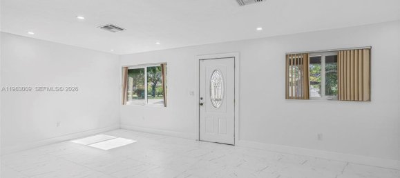 5 bedrooms Villa for rent in Miami, Miami-Dade, Florida, USA № 614371 4