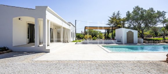 4 bedrooms Villa in Faro, Portugal No. 128442 3