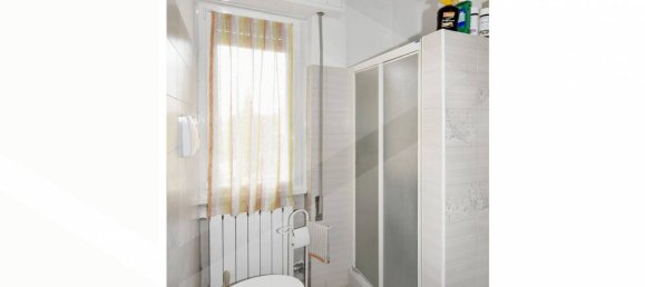 Apartamento de 2 divisões em Parabiago, Italy N.º 28726 9