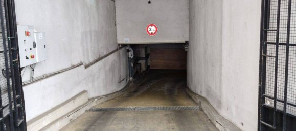 11m² Parking in Paris, France No. 327814 2