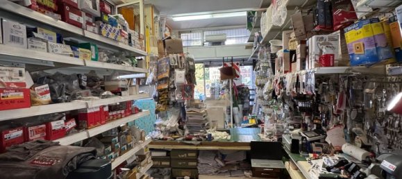 70m² Commercial property in Milan, Italy No. 364807 5