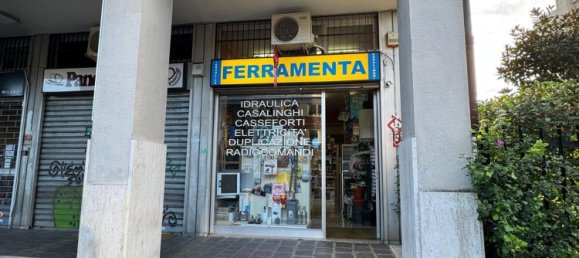 70m² Commercial property in Milan, Italy No. 364807 13