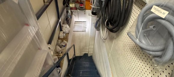 70m² Commercial property in Milan, Italy No. 364807 7