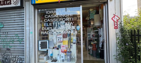 70m² Commercial property in Milan, Italy No. 364807 15