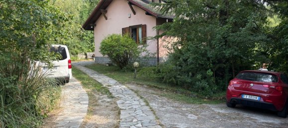 Вилла с 6 комнатами в Кокконато, Италия № 258960 3