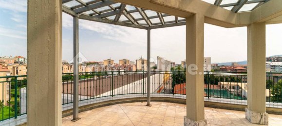 2 Schlafzimmer Penthouse in Turin, Italy, Nr. 12612 25