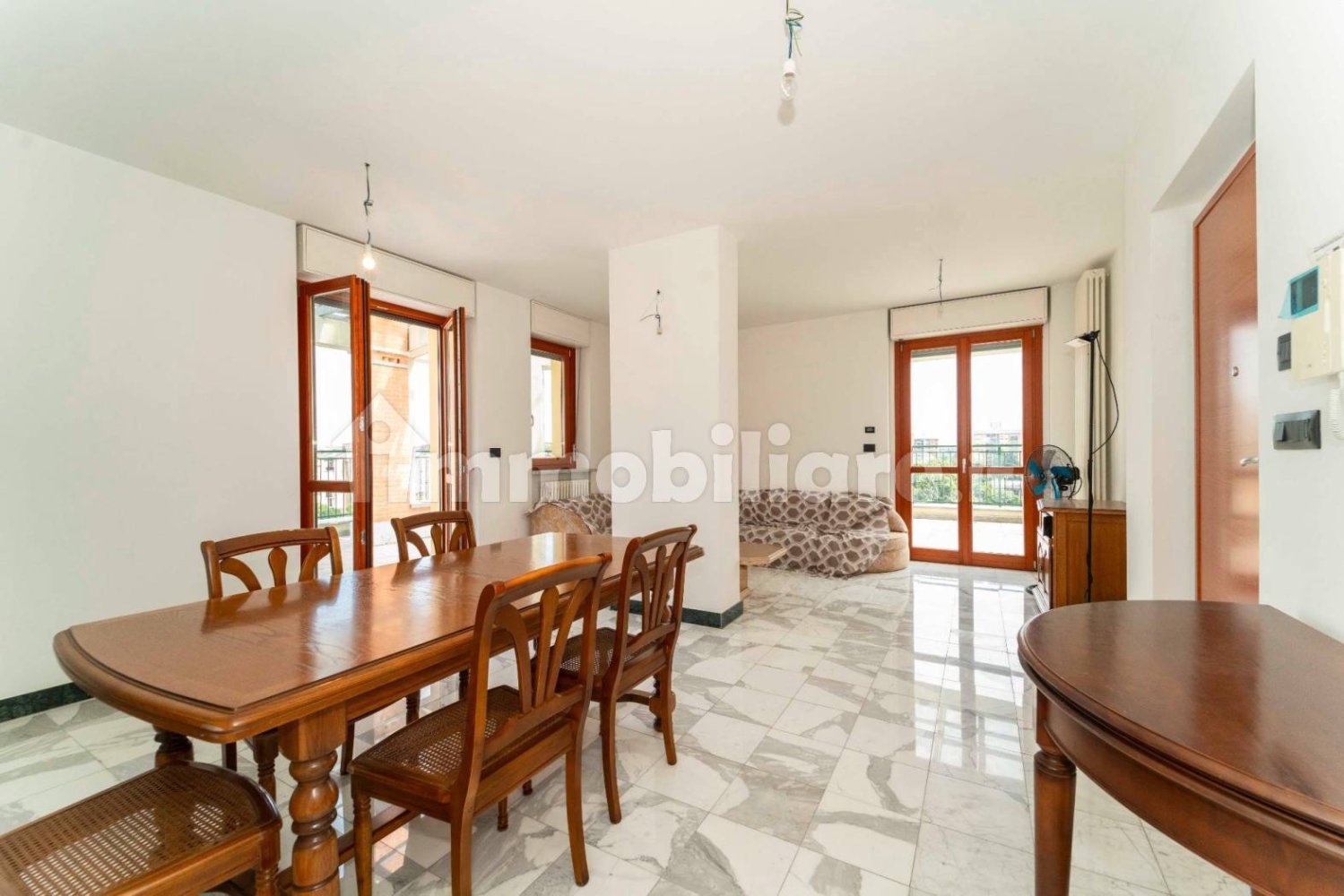 2 Schlafzimmer Penthouse in Turin, Italy, Nr. 12612