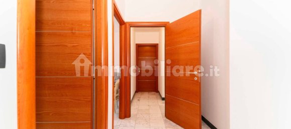 2 Schlafzimmer Penthouse in Turin, Italy, Nr. 12612 10