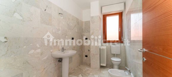 2 Schlafzimmer Penthouse in Turin, Italy, Nr. 12612 15