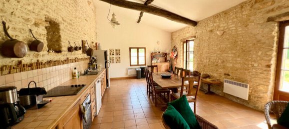 4 Schlafzimmer Haus in Charente-Maritime, France, Nr. 286358 2