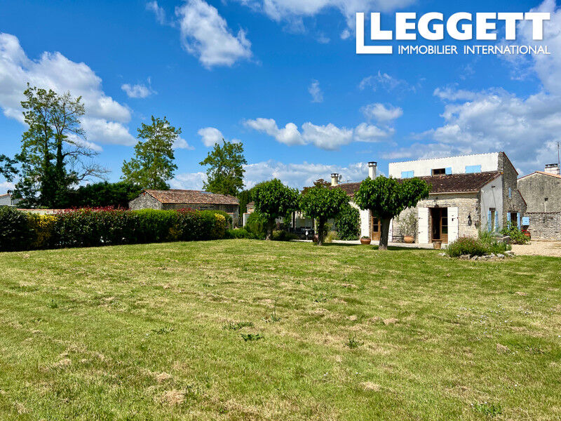 4 Schlafzimmer Haus in Charente-Maritime, France, Nr. 286358