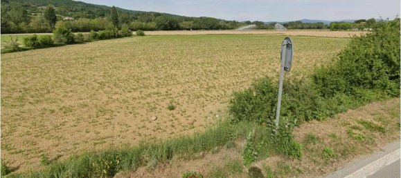 Grundstück in Umbertide, Italy 44000m², Nr. 19700 5