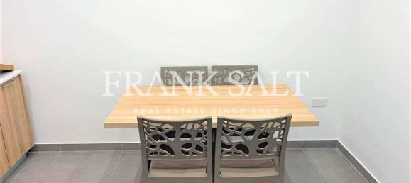 Apartamento T1 em Ta' Xbiex, Malta N.º 4745 4