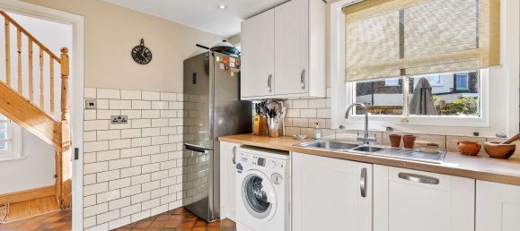 3 Schlafzimmer Haus in Redhill, United Kingdom, Nr. 1025 11