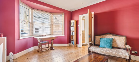 3 Schlafzimmer Haus in Redhill, United Kingdom, Nr. 1025 3