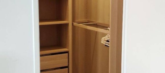 2 rooms Apartment in Montreuil, France No. 328048 8