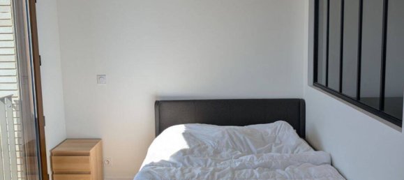 2 rooms Apartment in Montreuil, France No. 328048 4