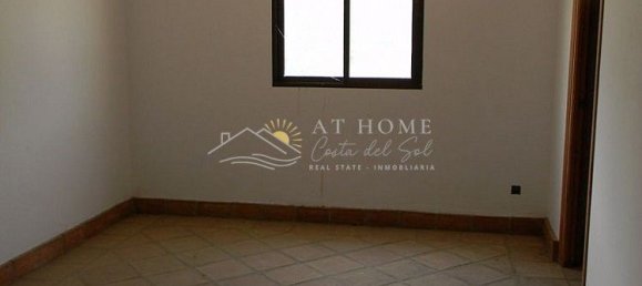 Edifício T12 em Vinuela, Spain N.º 75225 10