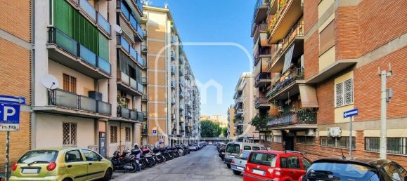 3 bedrooms Apartment in Rome, Italy No. 341804 31