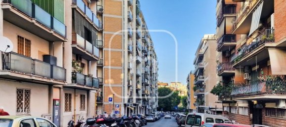 3 bedrooms Apartment in Rome, Italy No. 341804 22
