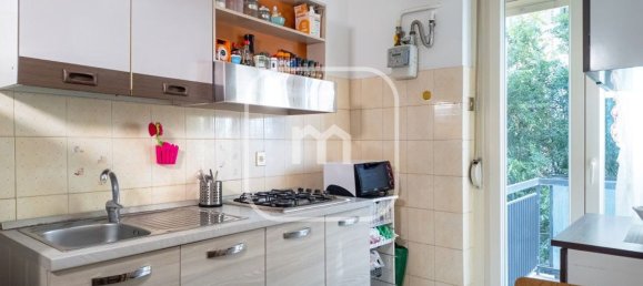 3 bedrooms Apartment in Rome, Italy No. 341804 10