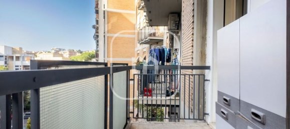 3 bedrooms Apartment in Rome, Italy No. 341804 25