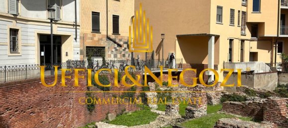 25m² Commercial property in Milan, Italy No. 361045 15