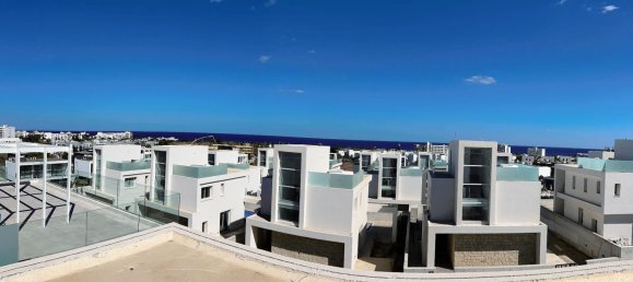 Villa de 3 dormitorios en Protaras, Cyprus No. 5485 2