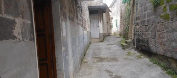 5 rooms House in Marzano Appio, Italy No. 174083 13