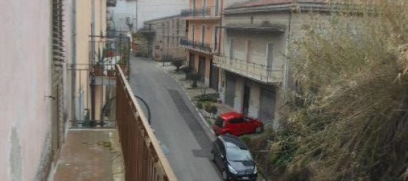 5 rooms House in Marzano Appio, Italy No. 174083 9