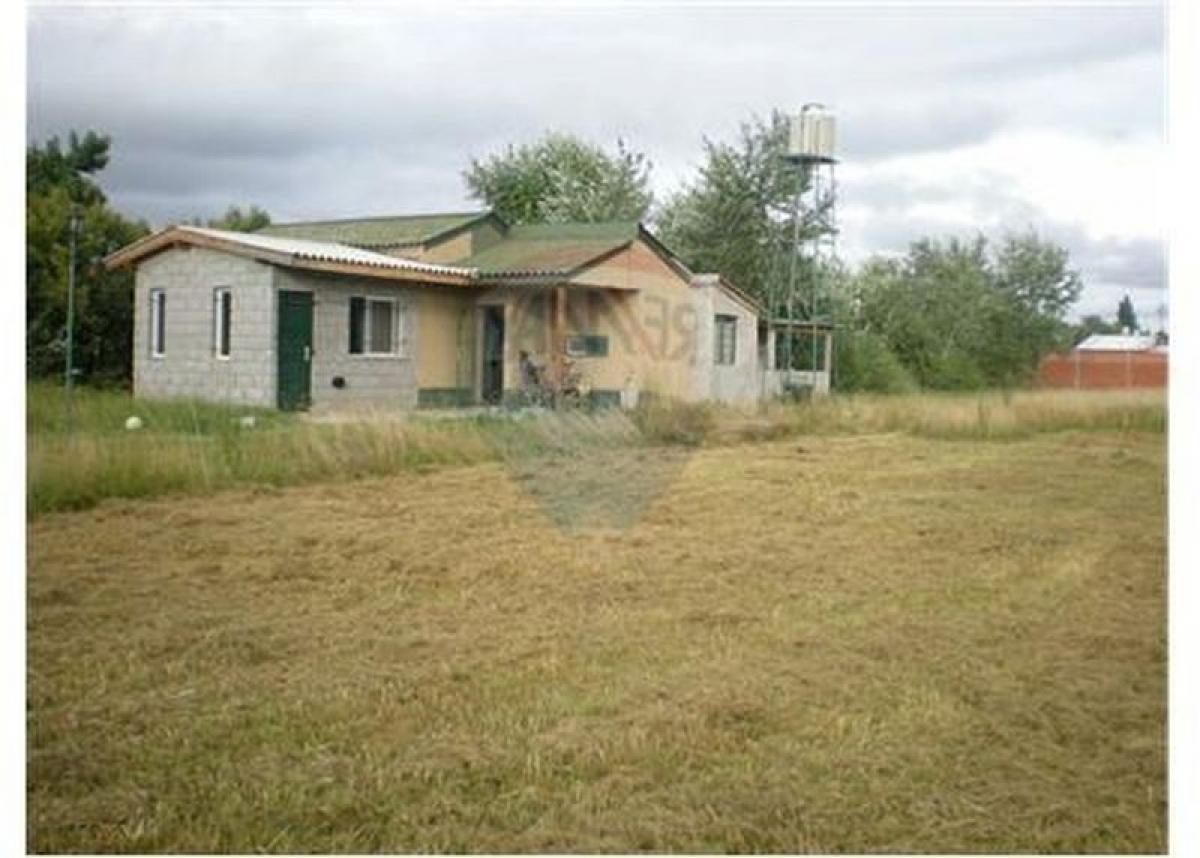 2 bedrooms House in Pilar, Argentina No. 9761